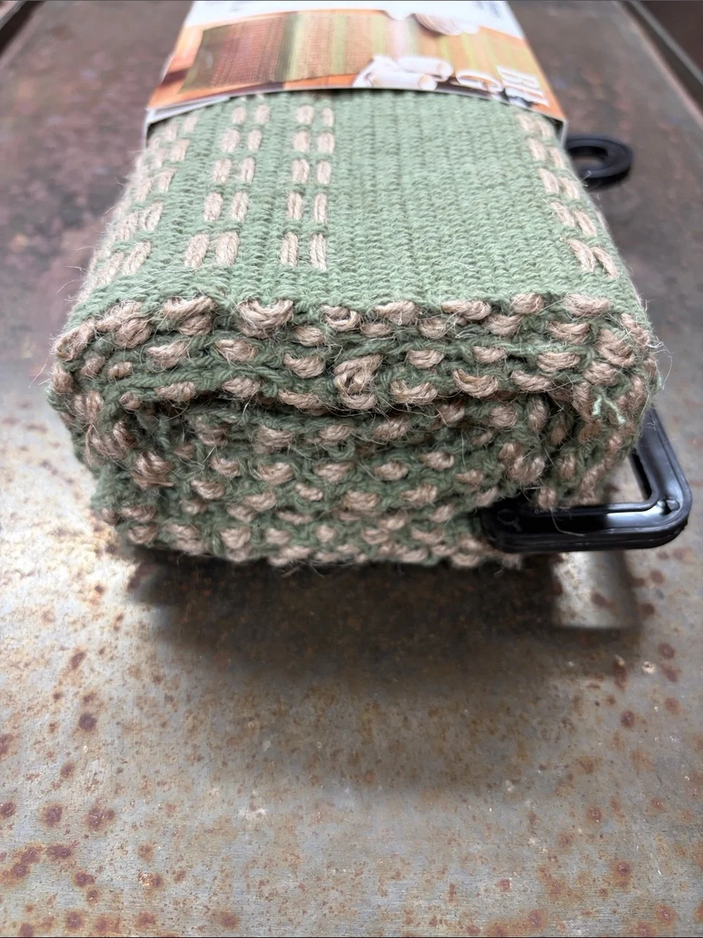 Better Homes And Gardens Jute Dark Cilantro Green Woven Table Runner. NWT. 14x90